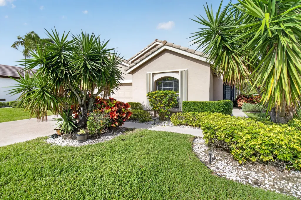 10387 Lexington Circle S Boynton Beach FL 33436