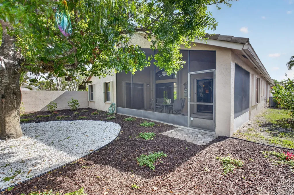 10387 Lexington Circle S Boynton Beach FL 33436