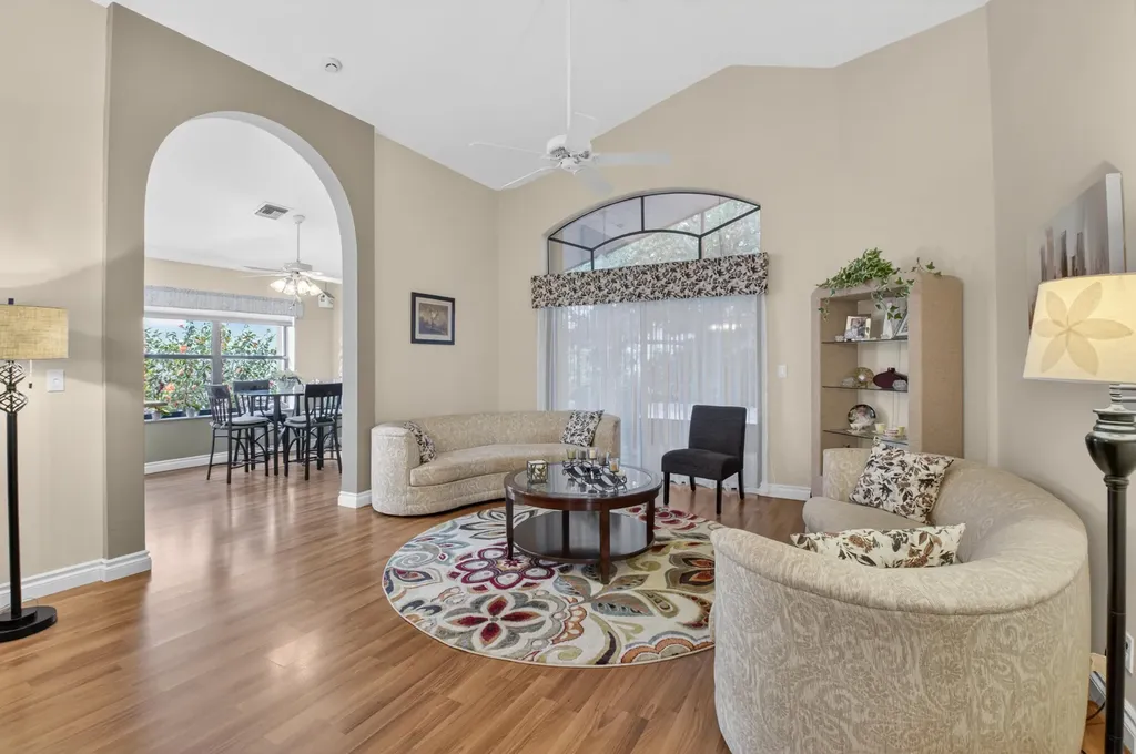 10387 Lexington Circle S Boynton Beach FL 33436