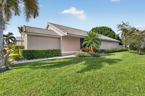 10387 Lexington Circle S Boynton Beach FL 33436