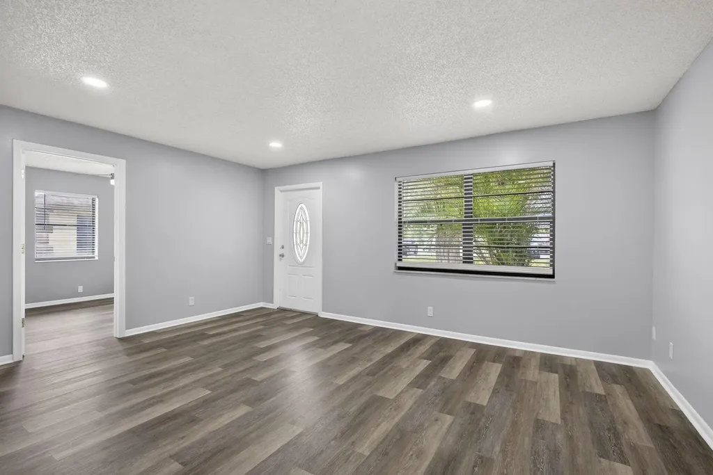 4726 Summit Boulevard West Palm Beach FL 33415