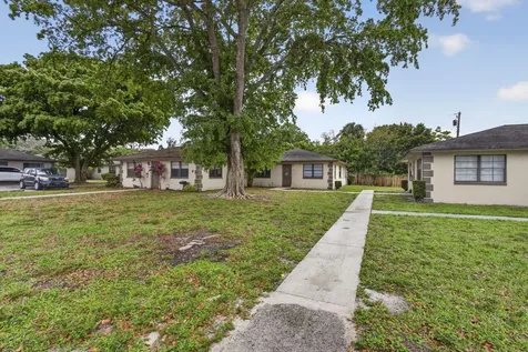 4726 Summit Boulevard West Palm Beach FL 33415