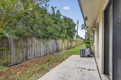4726 Summit Boulevard West Palm Beach FL 33415