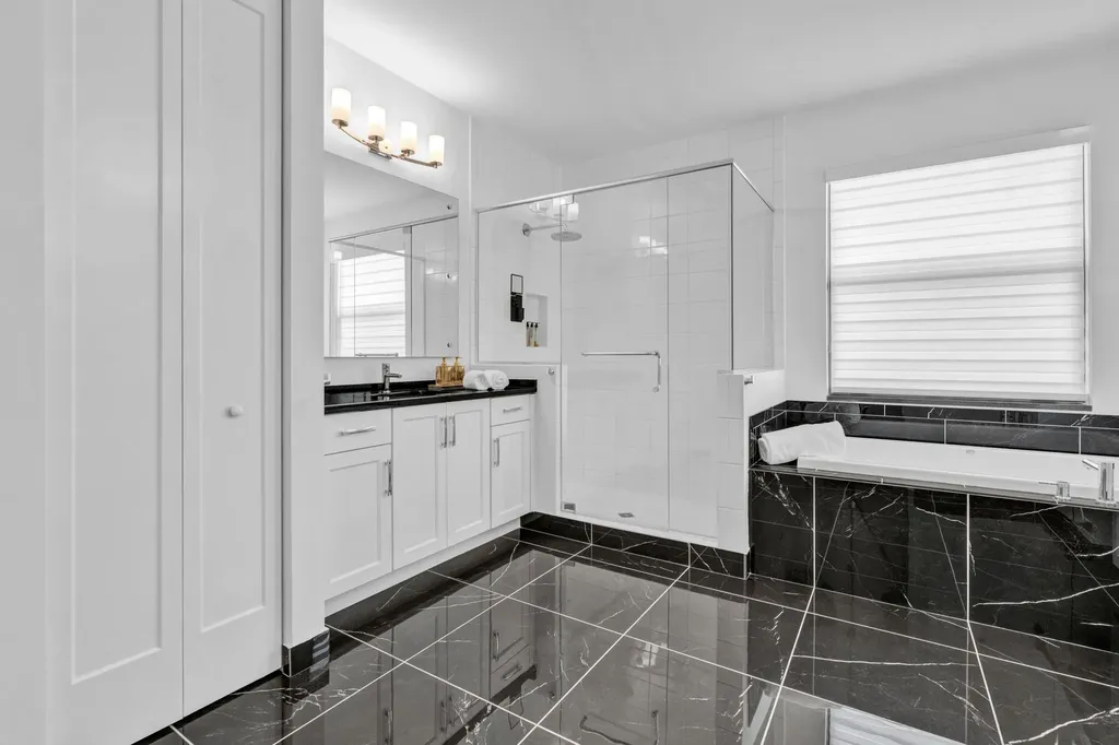 8239 Oceanus Drive Boca Raton FL 33496