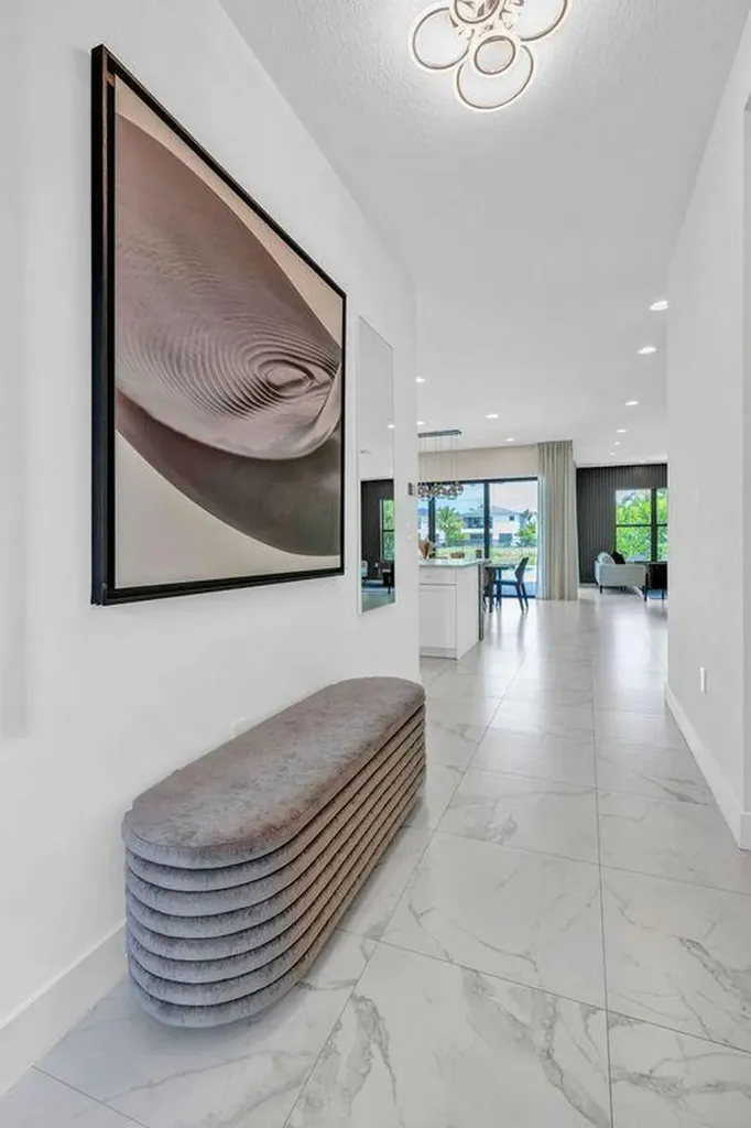 8239 Oceanus Drive Boca Raton FL 33496