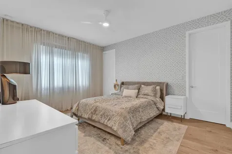 8239 Oceanus Drive Boca Raton FL 33496