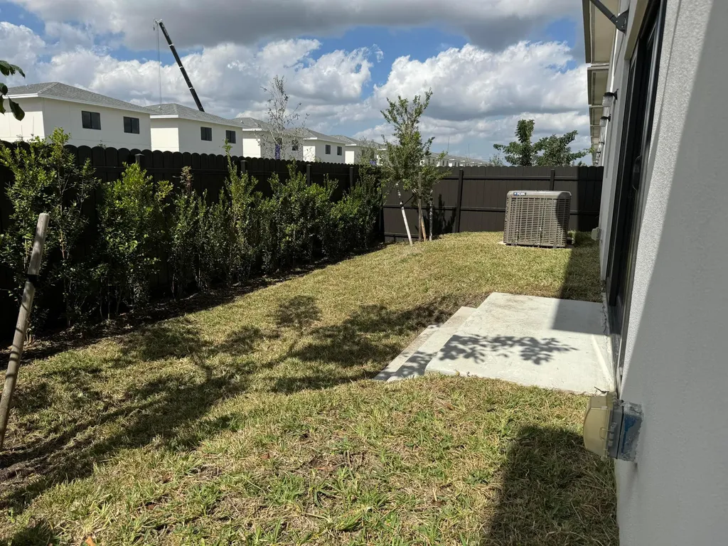 205 NW 12th Court Florida City FL 33034