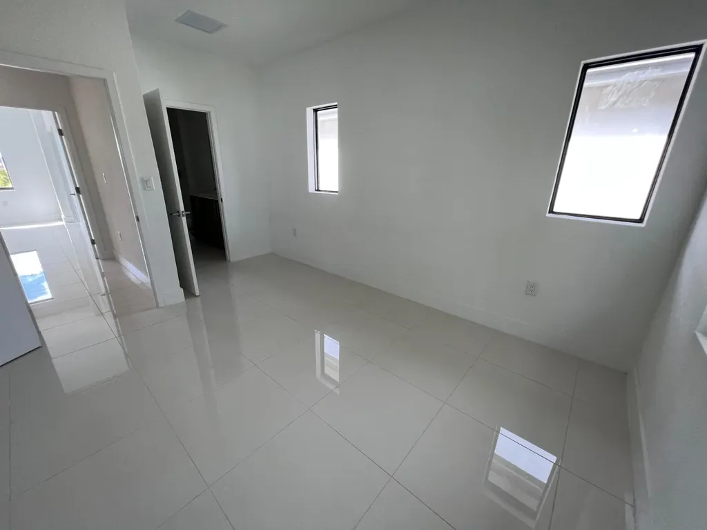 205 NW 12th Court Florida City FL 33034