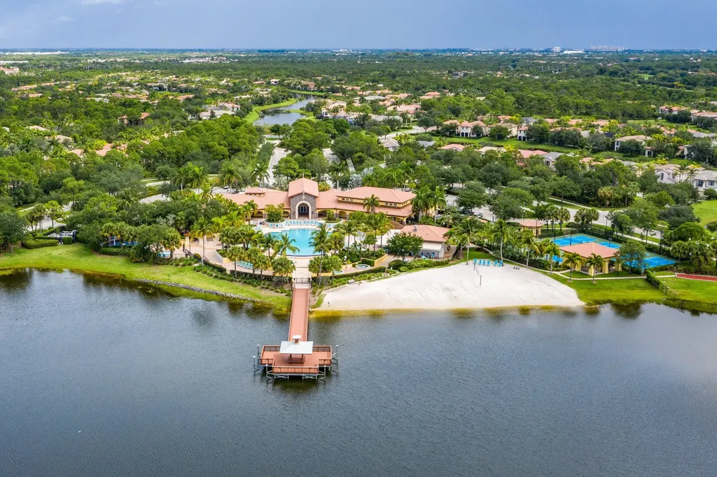 179 Evergrene Parkway Palm Beach Gardens FL 33410