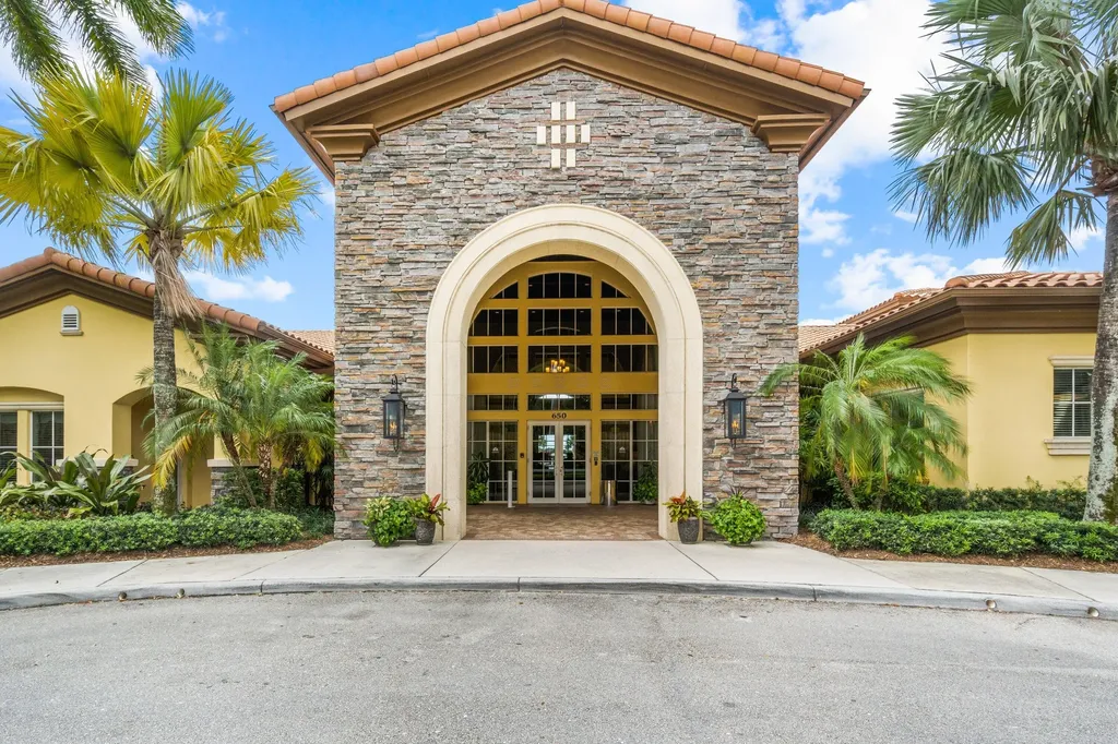 179 Evergrene Parkway Palm Beach Gardens FL 33410