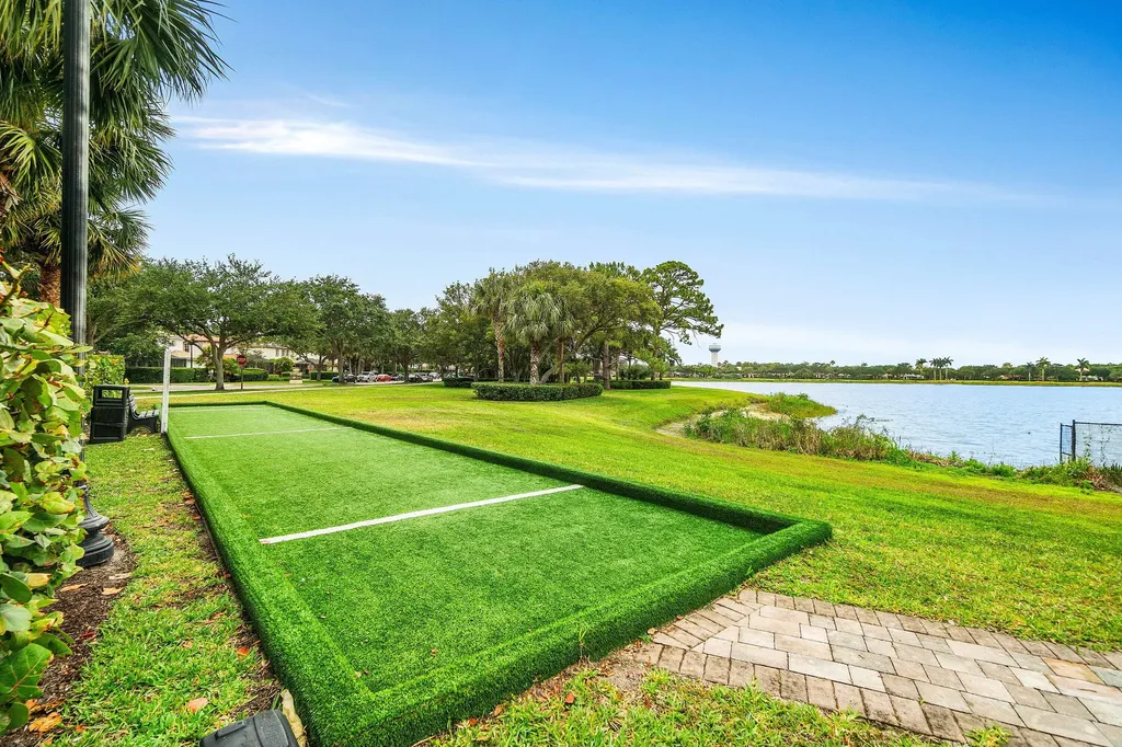 179 Evergrene Parkway Palm Beach Gardens FL 33410