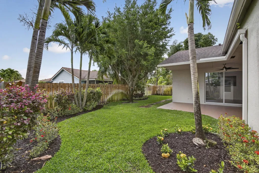 13805 Folkestone Circle Wellington FL 33414