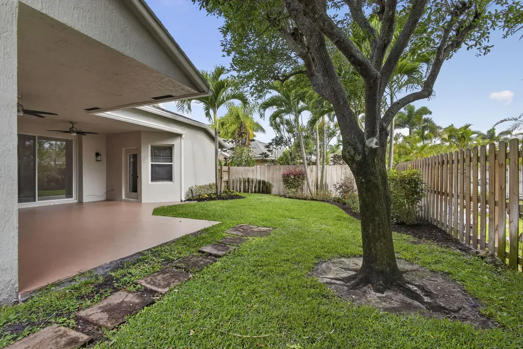 13805 Folkestone Circle Wellington FL 33414