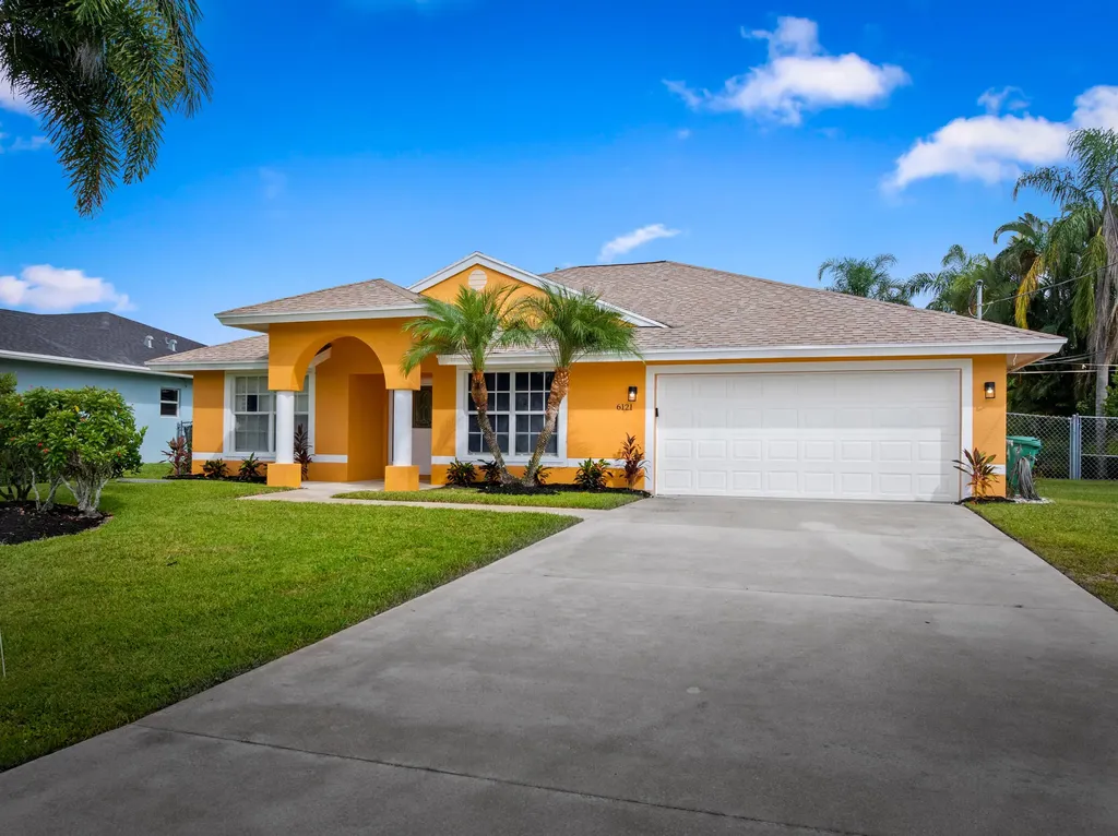 6121 NW Daroco Terrace Port St Lucie FL 34986