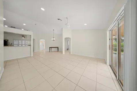 6121 NW Daroco Terrace Port St Lucie FL 34986