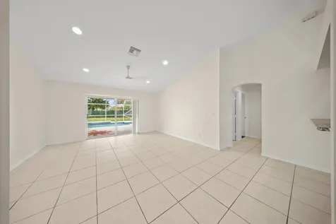 6121 NW Daroco Terrace Port St Lucie FL 34986
