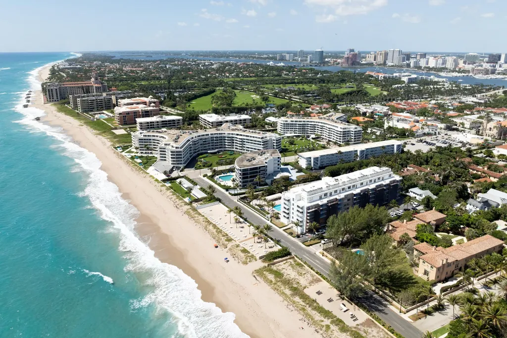 139 Sunrise Avenue Palm Beach FL 33480