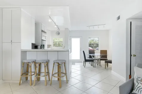 139 Sunrise Avenue Palm Beach FL 33480