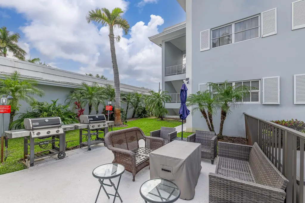 169 Atlantis Boulevard Atlantis FL 33462