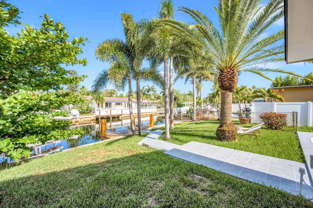 1120 SE 9th Avenue Pompano Beach FL 33060