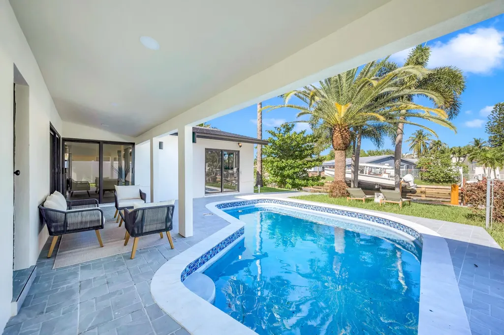 1120 SE 9th Avenue Pompano Beach FL 33060