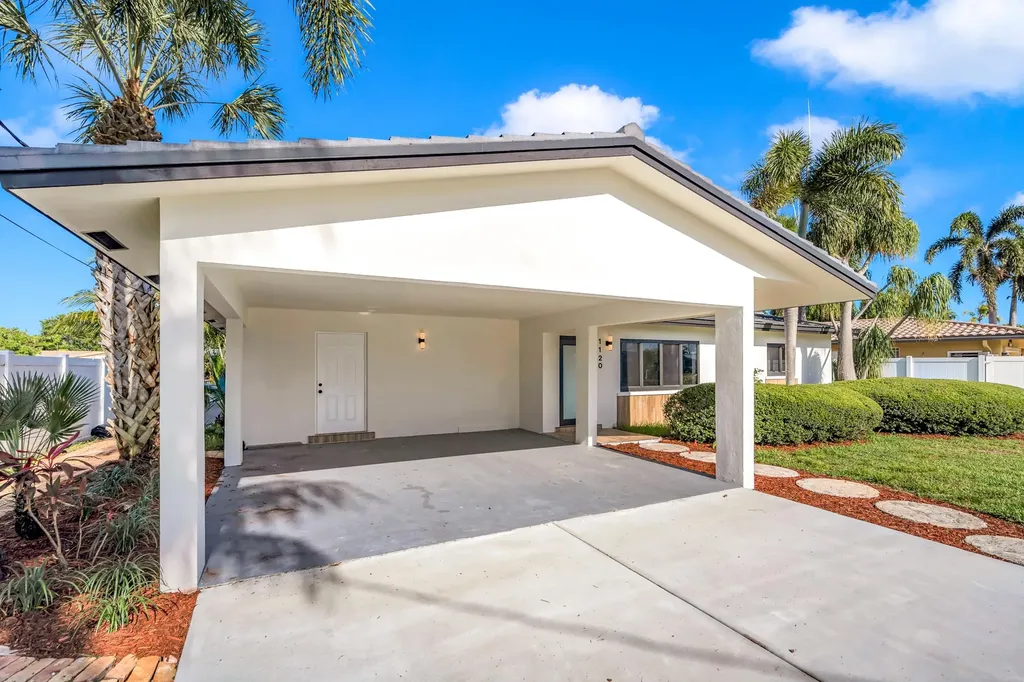 1120 SE 9th Avenue Pompano Beach FL 33060