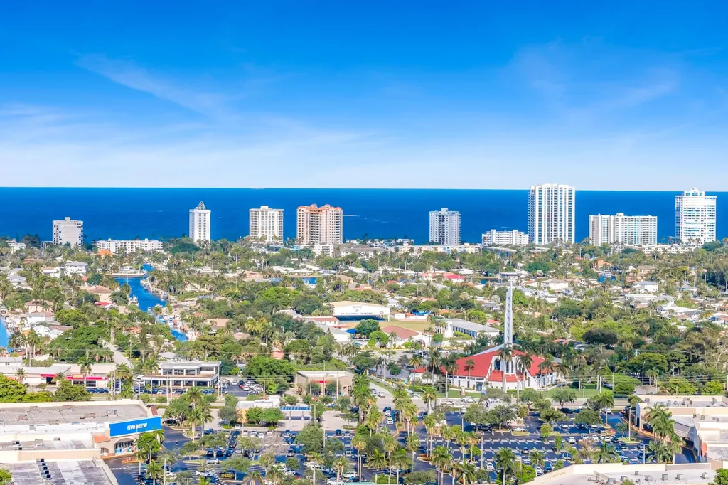 1120 SE 9th Avenue Pompano Beach FL 33060