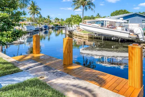 1120 SE 9th Avenue Pompano Beach FL 33060