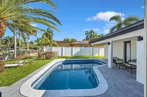 1120 SE 9th Avenue Pompano Beach FL 33060