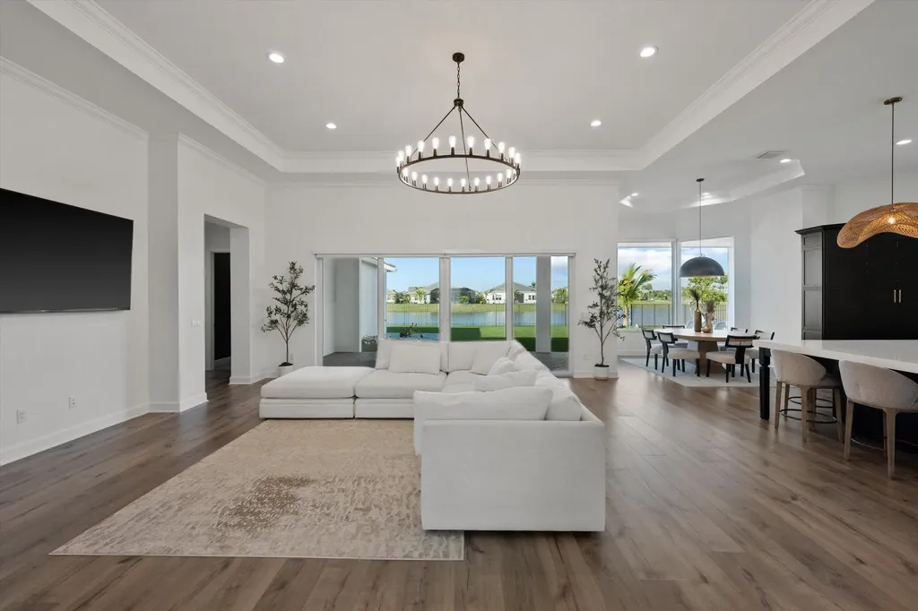 4727 Estates Circle Westlake FL 33470