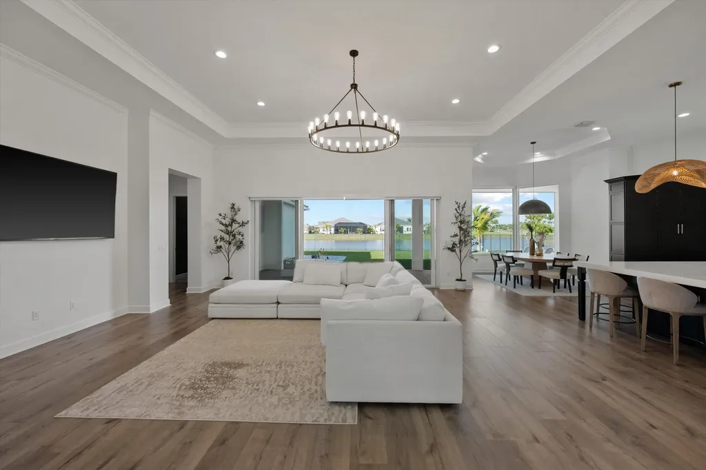 4727 Estates Circle Westlake FL 33470