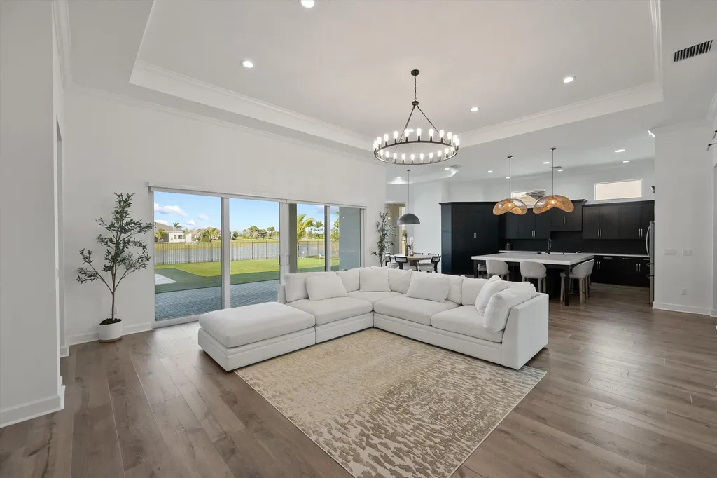 4727 Estates Circle Westlake FL 33470