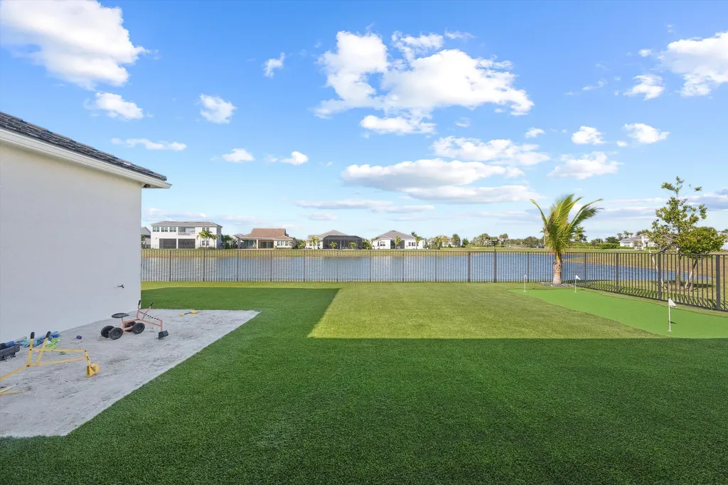 4727 Estates Circle Westlake FL 33470