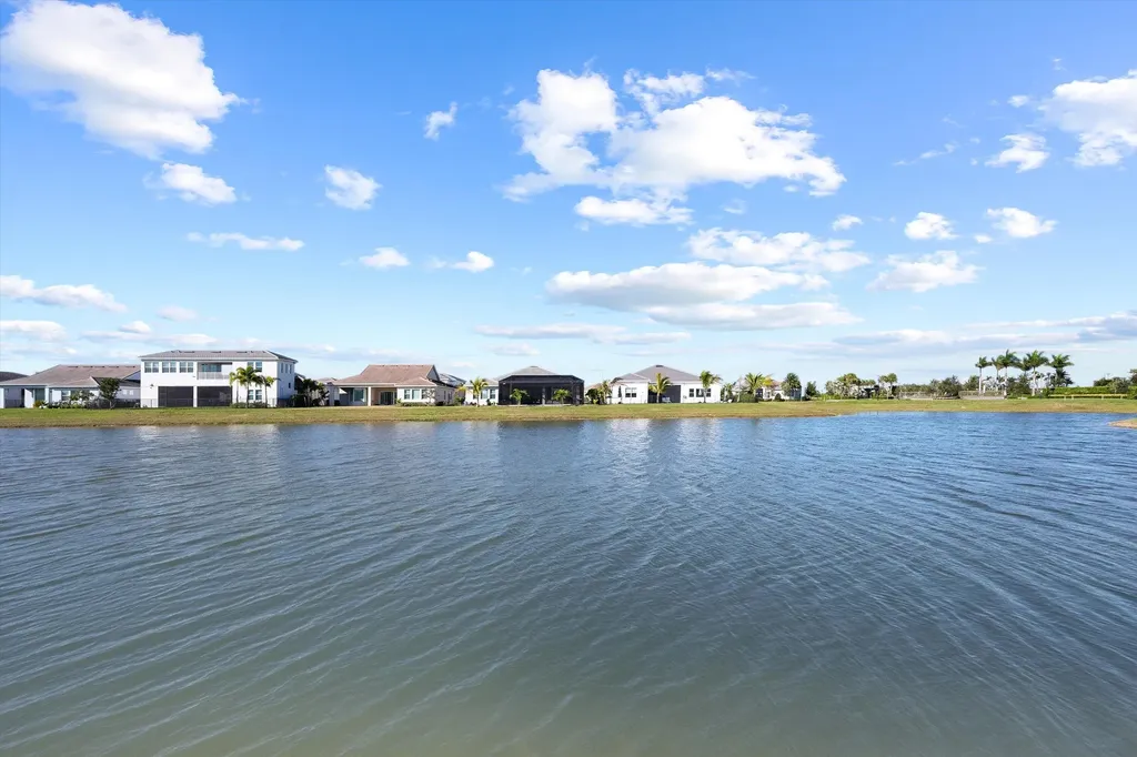 4727 Estates Circle Westlake FL 33470