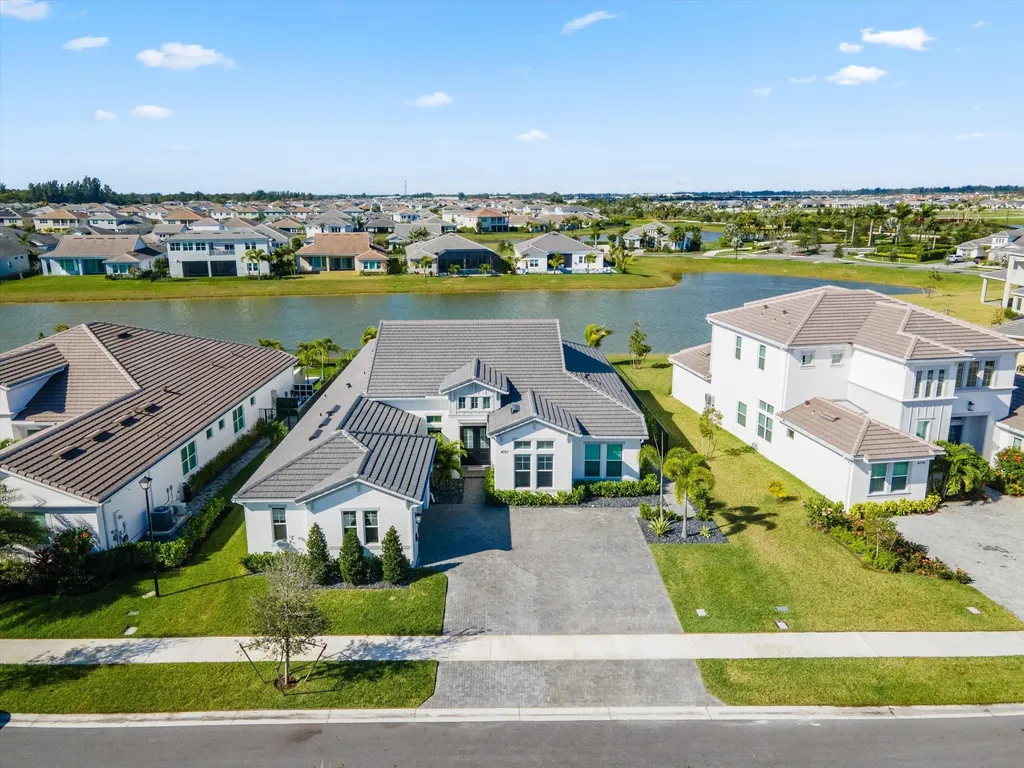 4727 Estates Circle Westlake FL 33470