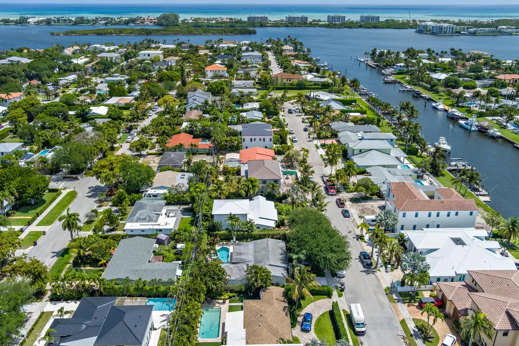 203 Arlington Road West Palm Beach FL 33405
