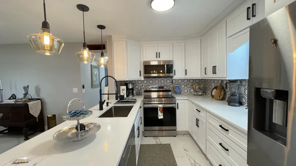 949 Normandy Delray Beach FL 33484