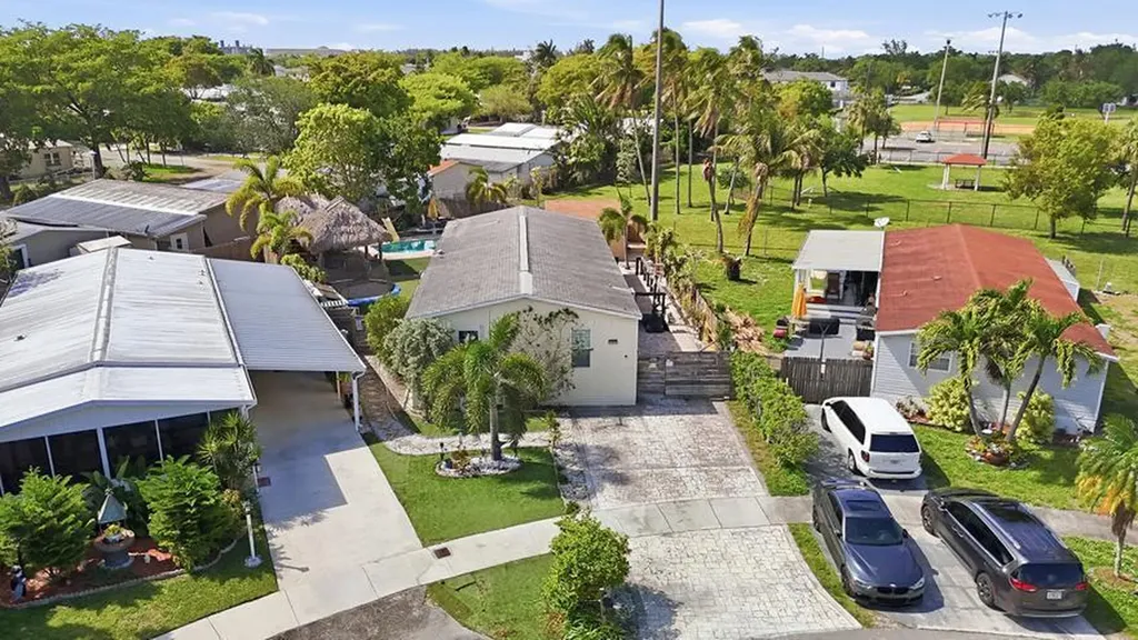 5301 SW 29th Way Fort Lauderdale FL 33312