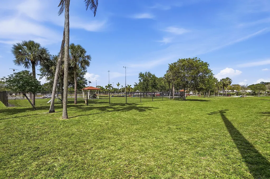 5301 SW 29th Way Fort Lauderdale FL 33312