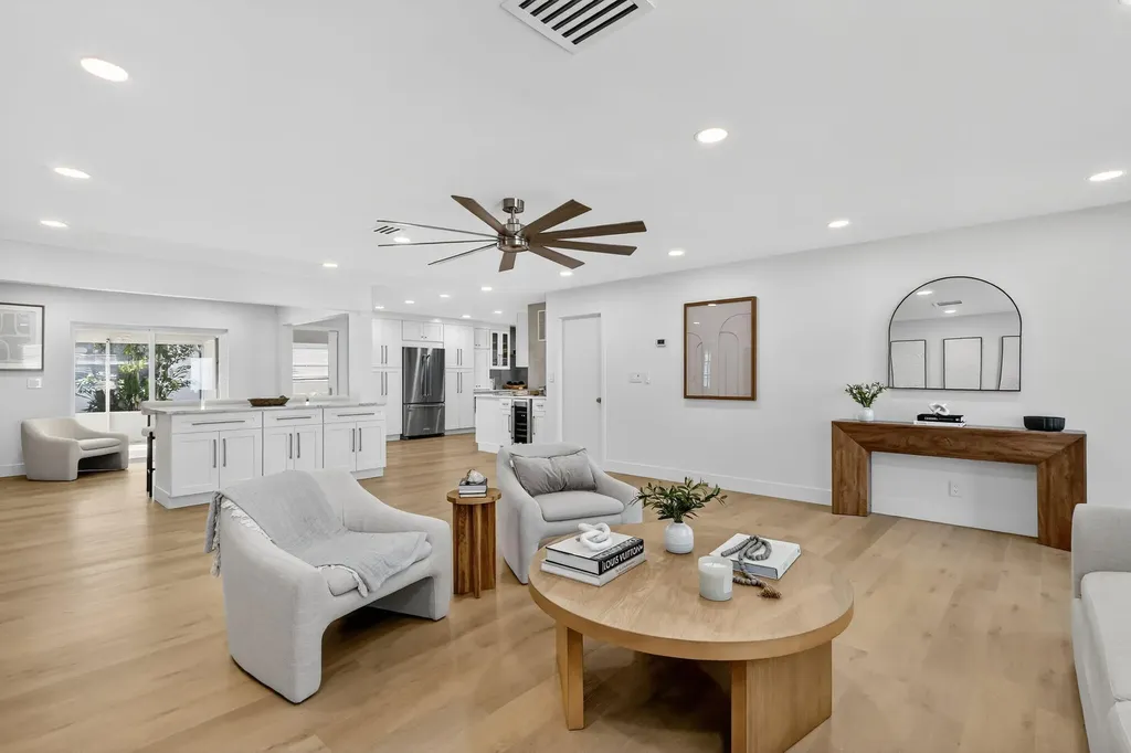 2206 SW 20th Way Boynton Beach FL 33426