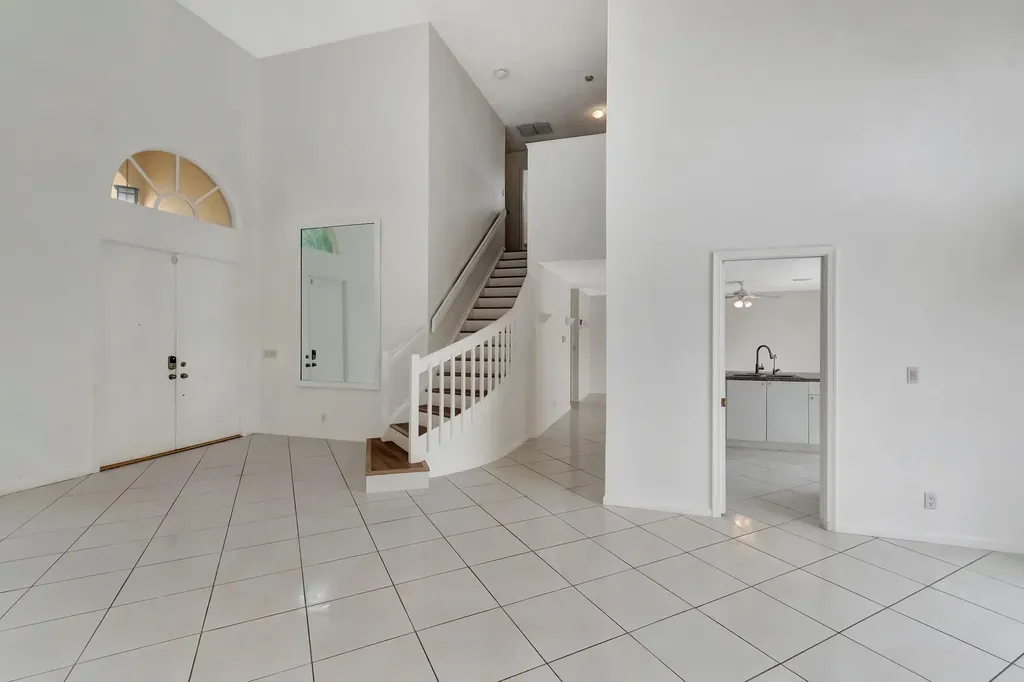 8895 Sonoma Lake Boulevard Boca Raton FL 33434