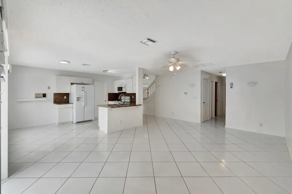 8895 Sonoma Lake Boulevard Boca Raton FL 33434