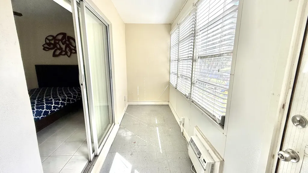 79 Lyndhurst D Deerfield Beach FL 33442