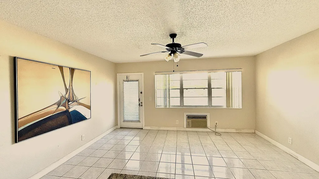 79 Lyndhurst D Deerfield Beach FL 33442
