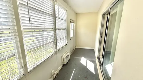 79 Lyndhurst D Deerfield Beach FL 33442