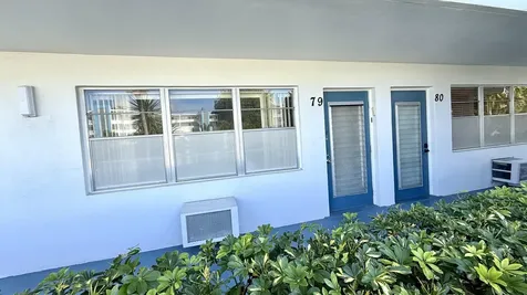 79 Lyndhurst D Deerfield Beach FL 33442