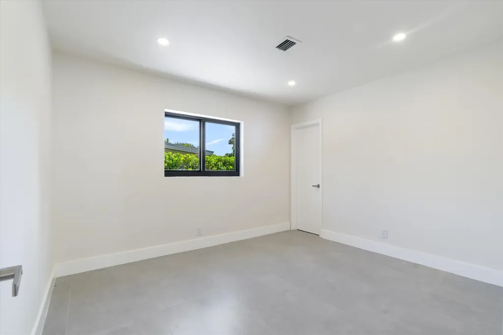 1601 Seabreeze Boulevard Fort Lauderdale FL 33316