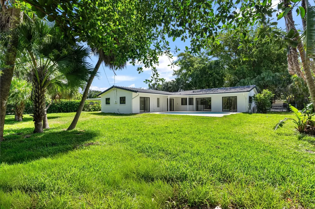 1601 Seabreeze Boulevard Fort Lauderdale FL 33316