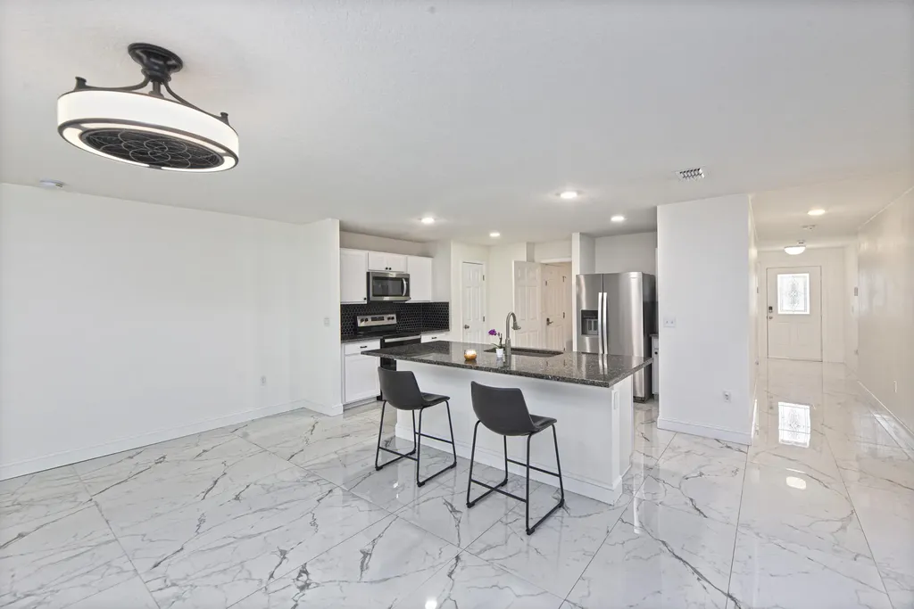 228 SE Sims Circle Port St Lucie FL 34984