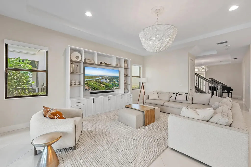 13633 Artisan Circle Palm Beach Gardens FL 33418